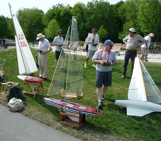 Join Marine Modellers Montreal. Beaver Lake meeting, RC sailboat race